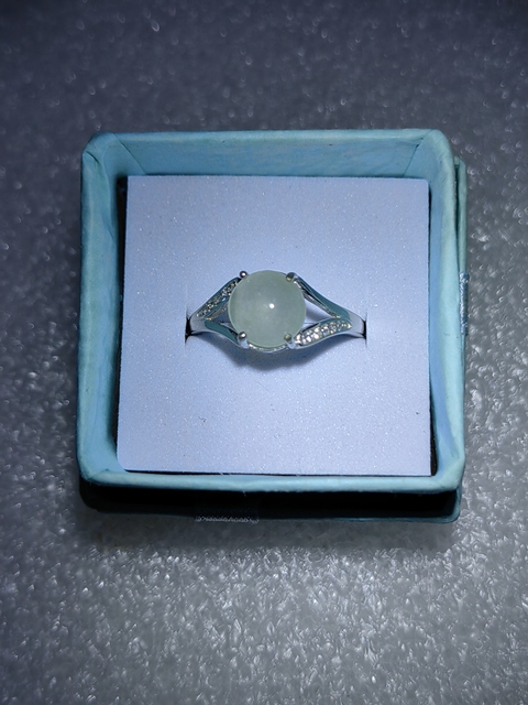 古玩玉器天然翡翠鑲嵌戒指真品鑒賞圖