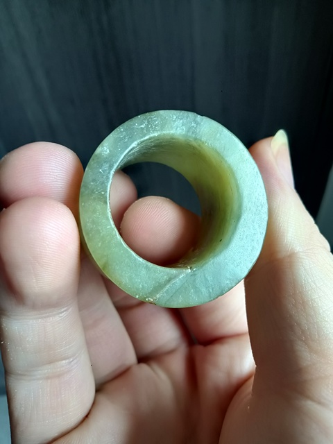 古玩玉器和田玉雕“素紋扳指”真品鑒賞圖