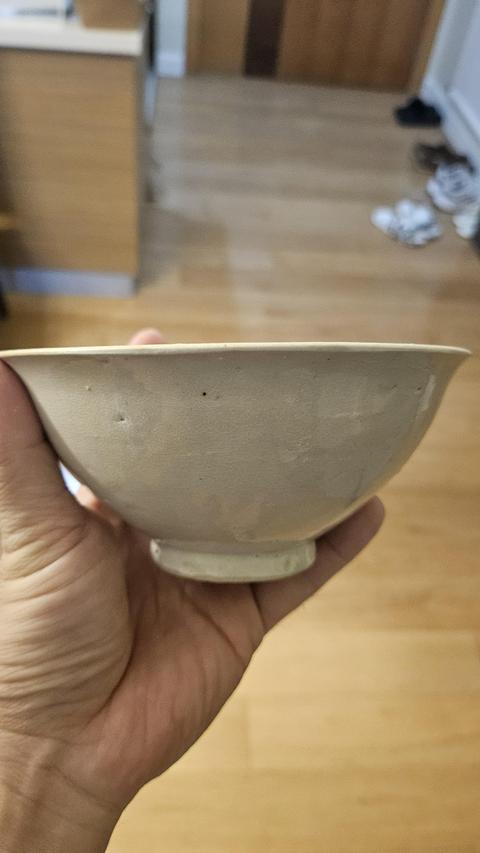 古玩陶瓷哥釉碗真品鑒賞圖