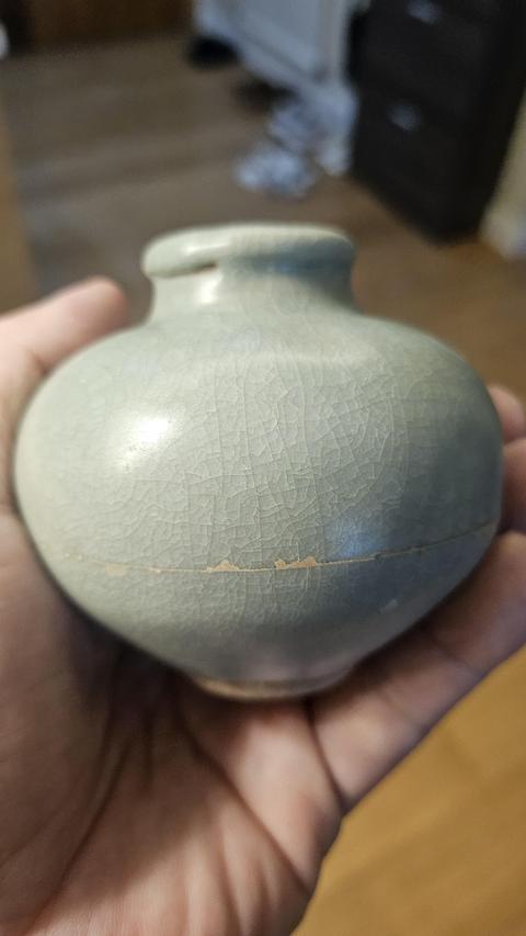 古玩陶瓷龍泉青瓷水盂真品鑒賞圖