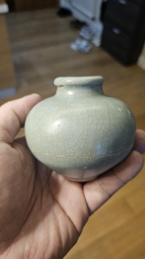 古玩陶瓷龍泉青瓷水盂真品鑒賞圖