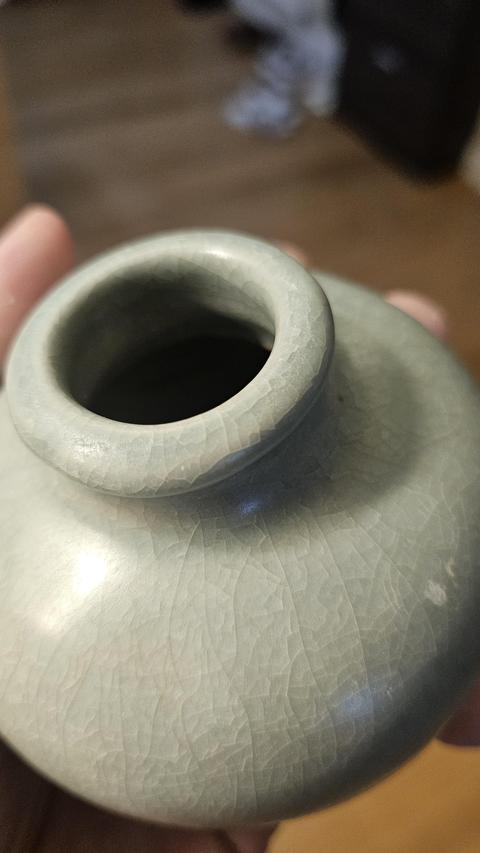 古玩陶瓷龍泉青瓷水盂真品鑒賞圖