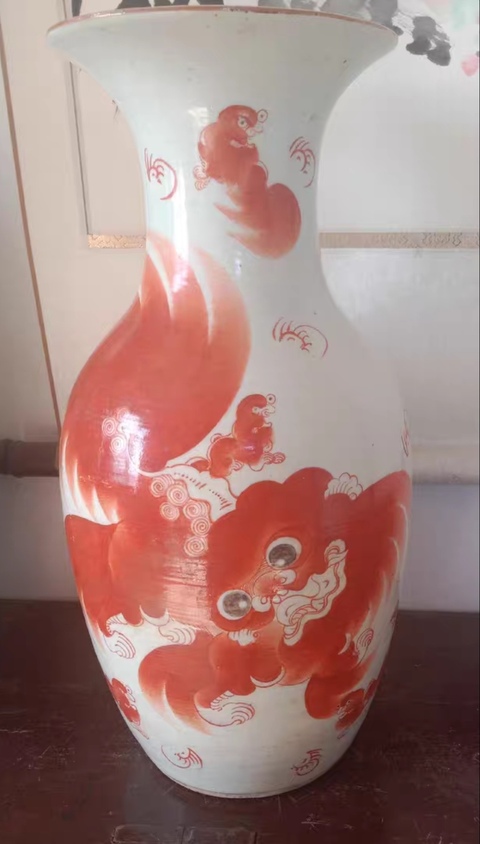 古玩陶瓷太師少保礬紅撇口瓶真品鑒賞圖