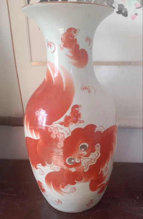 古玩陶瓷太師少保礬紅撇口瓶真品鑒賞圖