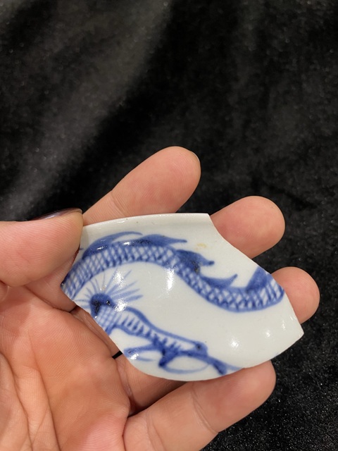 古玩陶瓷元青花印花龍紋高足杯標本真品鑒賞圖
