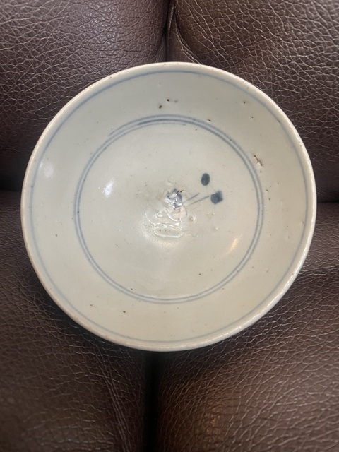 古玩陶瓷花卉紋青花茶圓真品鑒賞圖