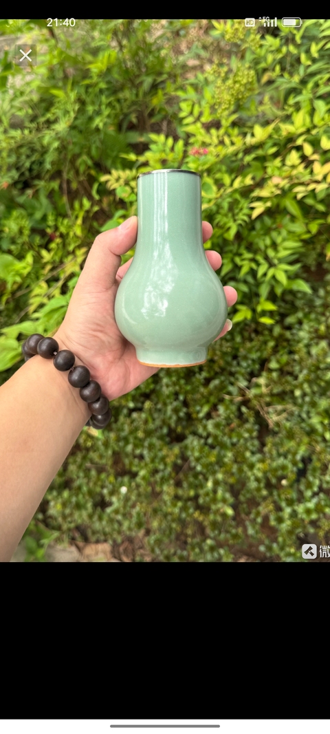 古玩陶瓷龍泉青瓷梅子青箸瓶真品鑒賞圖