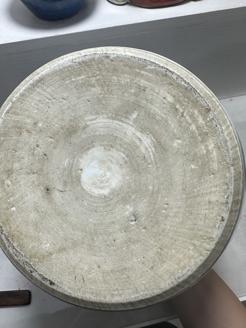 古玩陶瓷洞石花卉粉彩罐真品鑒賞圖