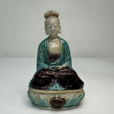 古玩陶瓷晚清素三彩造像真品鑒賞圖