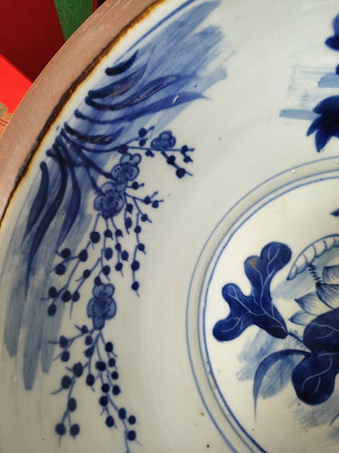 古玩陶瓷醬釉青花盆真品鑒賞圖