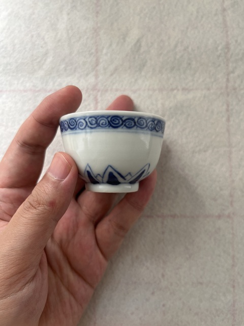 古玩陶瓷青花杯真品鑒賞圖