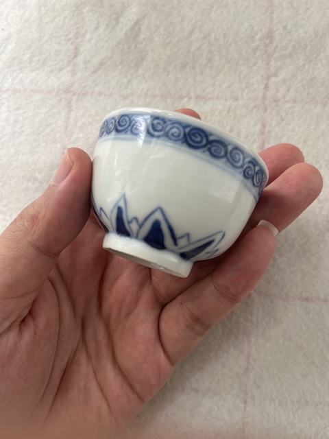 古玩陶瓷青花杯真品鑒賞圖