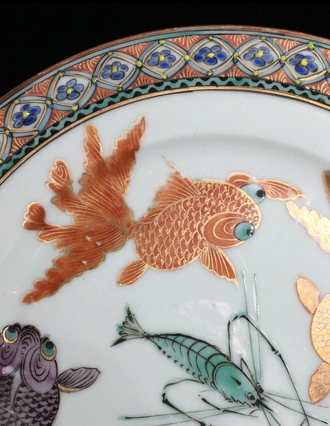 古玩陶瓷廣彩金魚紋盤真品鑒賞圖