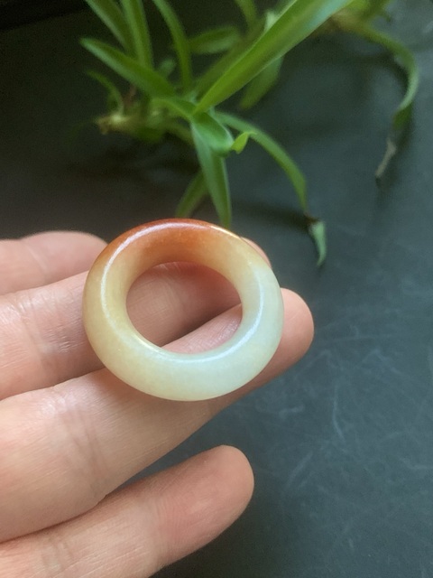 古玩玉器清代天然翡翠“素紋環”拍賣，當前價格9000元