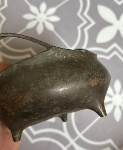 古玩銅器爐子真品鑒賞圖