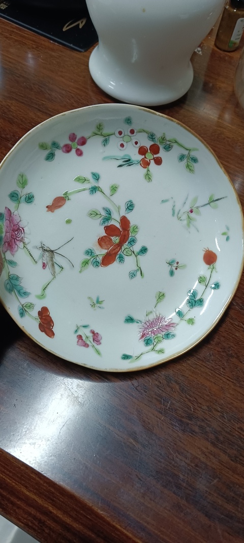 古玩陶瓷飛黃騰達粉彩盤真品鑒賞圖