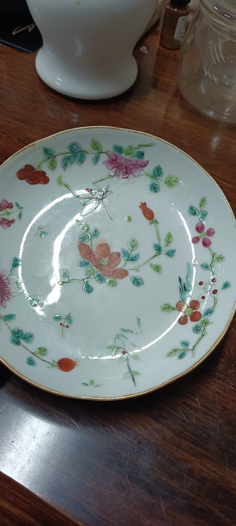 古玩陶瓷飛黃騰達粉彩盤真品鑒賞圖