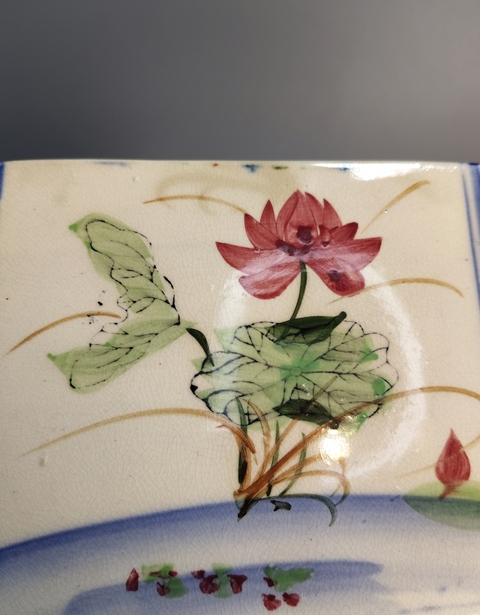 古玩陶瓷粉彩滿池矯紋脈枕真品鑒賞圖