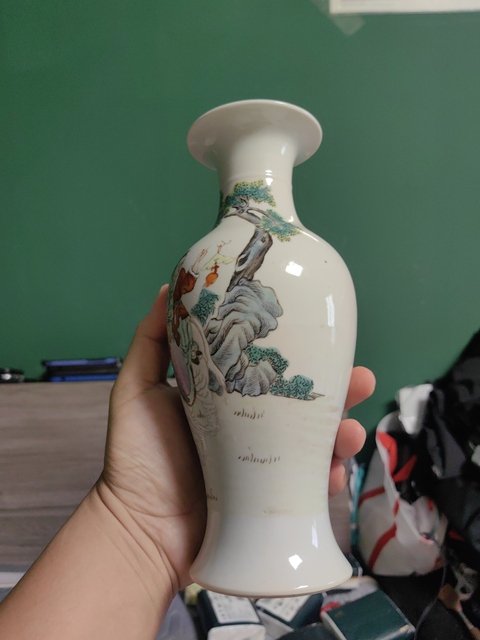 古玩陶瓷人物紋粉彩觀音瓶真品鑒賞圖