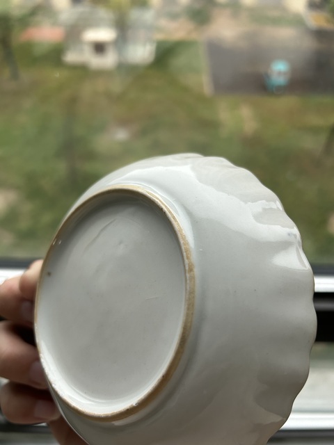古玩陶瓷乾隆青花描金花口盤真品鑒賞圖