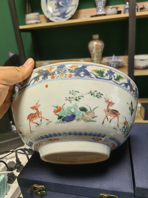 古玩陶瓷青花五彩碗真品鑒賞圖
