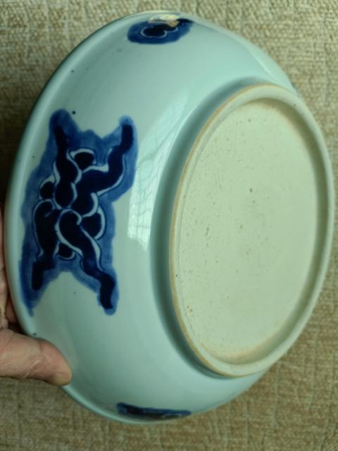 古玩陶瓷過墻龍紋青花盤真品鑒賞圖