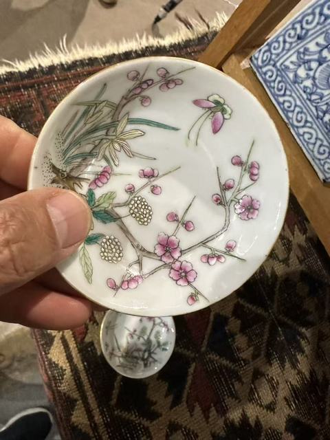 古玩陶瓷粉彩碟真品鑒賞圖