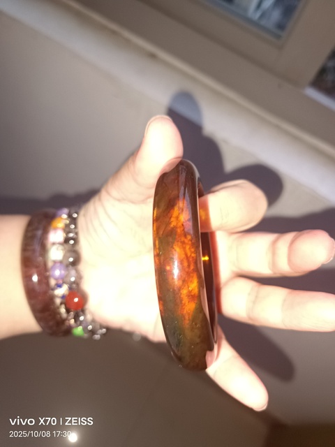 古玩玉器天然琥珀手鐲真品鑒賞圖
