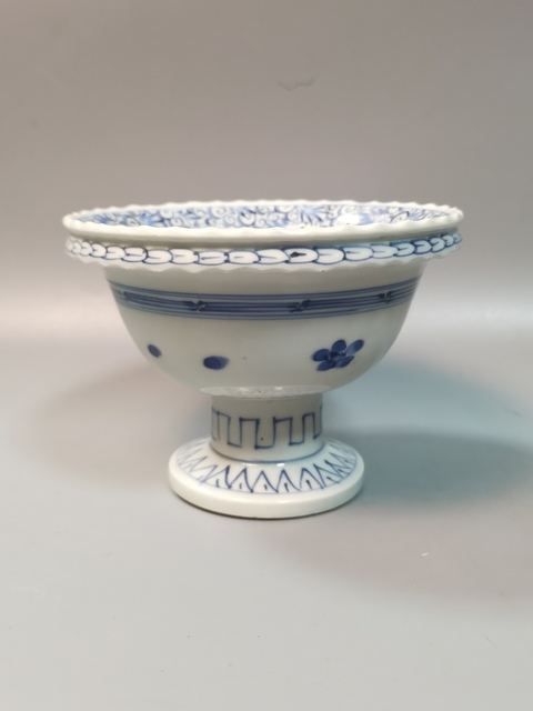 古玩陶瓷晚清民國青花高足供碗拍賣，當前價格480元