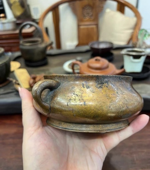 古玩銅器爐子真品鑒賞圖