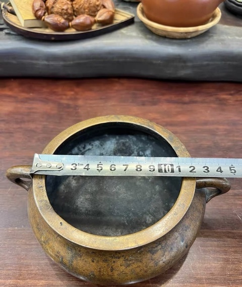 古玩銅器爐子真品鑒賞圖