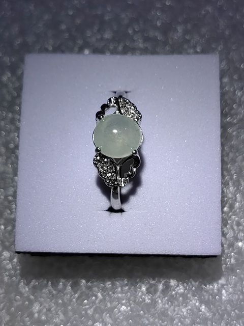 古玩玉器天然翡翠鑲嵌戒指拍賣，當前價格128元