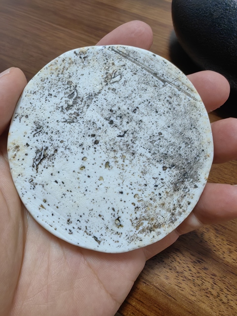 古玩陶瓷花蝶紋青花鎮紙真品鑒賞圖