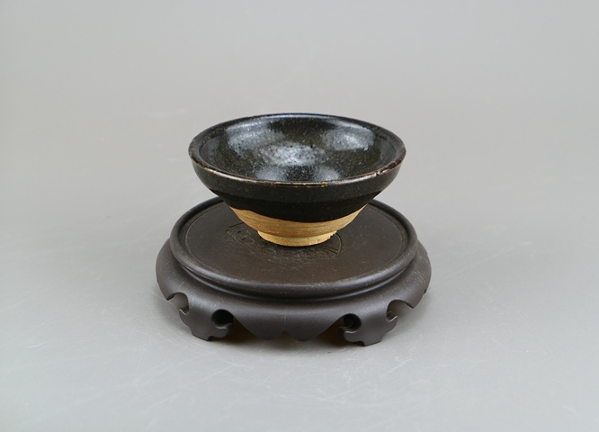 古玩陶瓷南宋.吉州窯黑釉茶盞(高級茶器)拍賣,當前價格39元