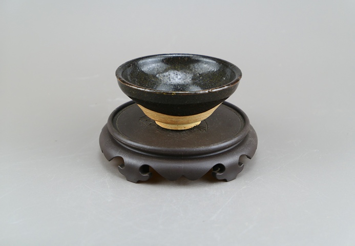 古玩陶瓷南宋.吉州窯黑釉茶盞(高級茶器)拍賣,當前價格39元