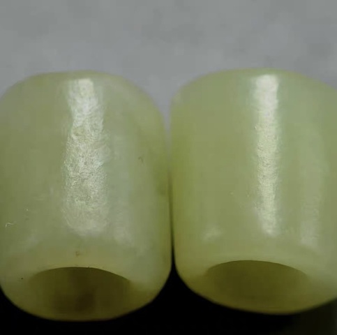 古玩玉器和田玉管真品鑒賞圖