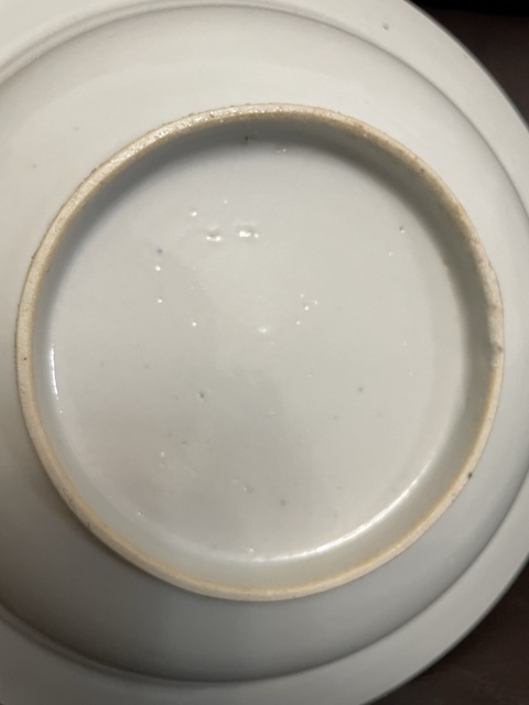 古玩陶瓷樓臺亭閣山水紋青花盤真品鑒賞圖