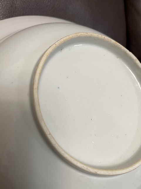 古玩陶瓷樓臺亭閣山水紋青花盤真品鑒賞圖