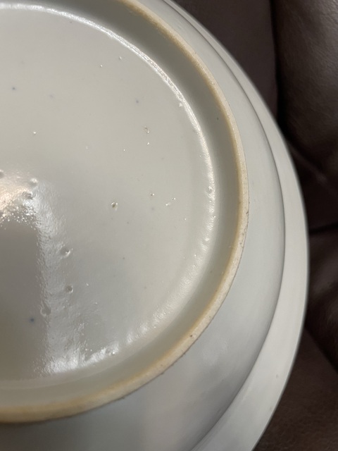 古玩陶瓷樓臺亭閣山水紋青花盤真品鑒賞圖