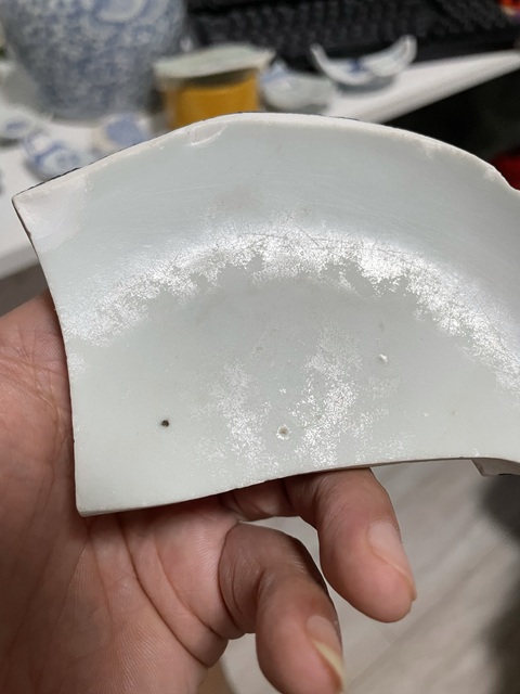 古玩陶瓷清乾隆官窯寶石藍釉標本真品鑒賞圖