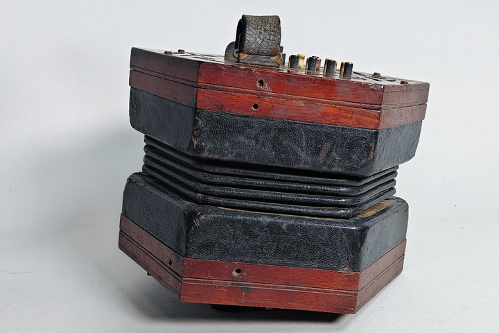 古玩雜項琴真品鑒賞圖