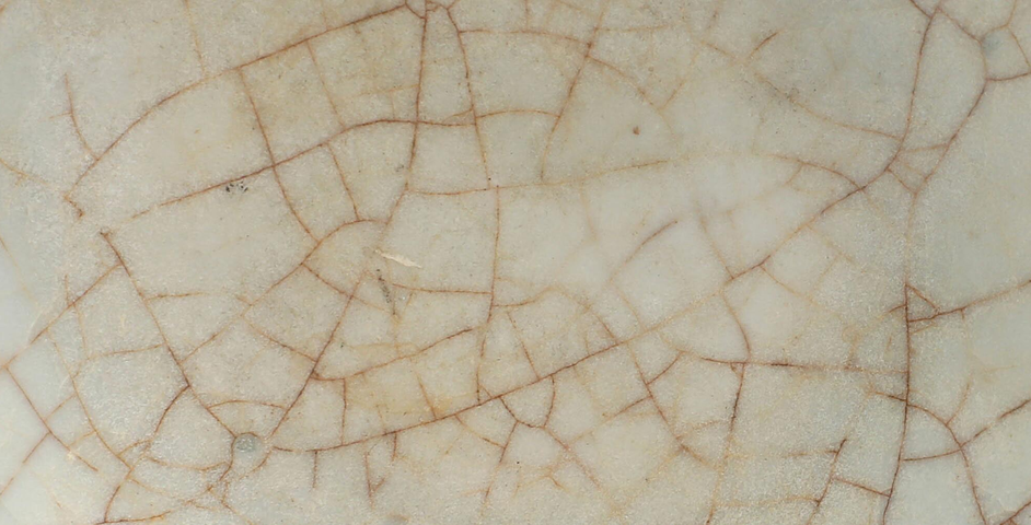 古玩陶瓷哥釉盤真品鑒賞圖