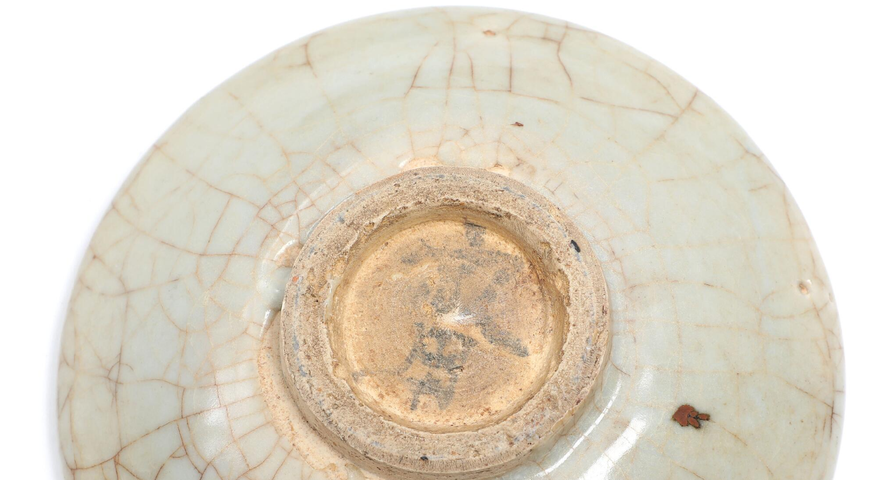 古玩陶瓷哥釉盤真品鑒賞圖