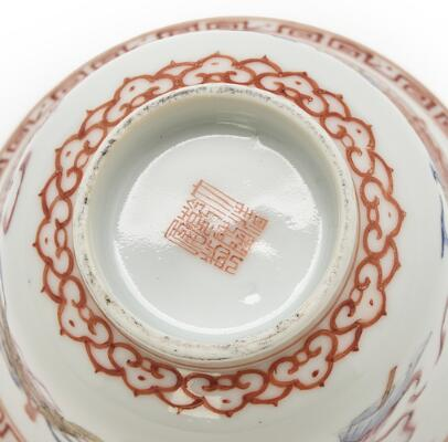古玩陶瓷佛家八寶粉彩杯真品鑒賞圖
