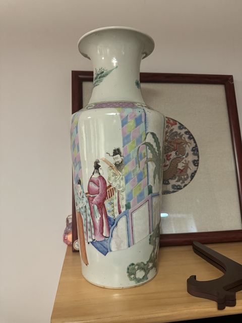 古玩陶瓷粉彩人物故事紋軟棒槌瓶真品鑒賞圖