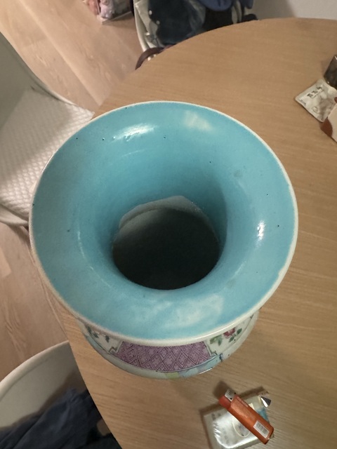 古玩陶瓷粉彩人物故事紋軟棒槌瓶真品鑒賞圖