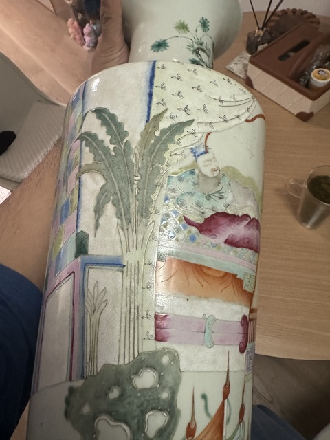 古玩陶瓷粉彩人物故事紋軟棒槌瓶真品鑒賞圖