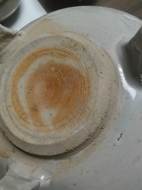古玩陶瓷龍泉青瓷三足爐真品鑒賞圖