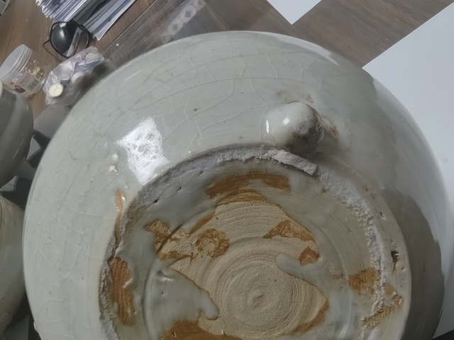 古玩陶瓷青釉三足爐真品鑒賞圖