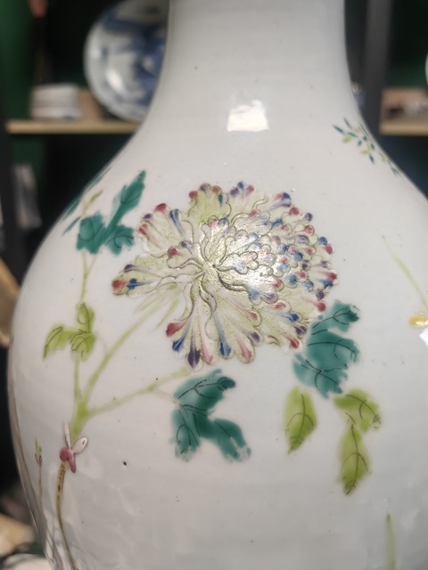 古玩陶瓷洪憲年制款粉彩觀音瓶真品鑒賞圖